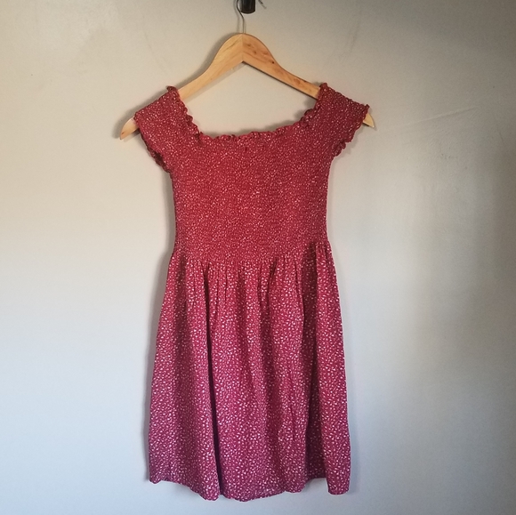 Brandy Melville Floral Off Shoulder Smocked Dress - Picture 7 of 8